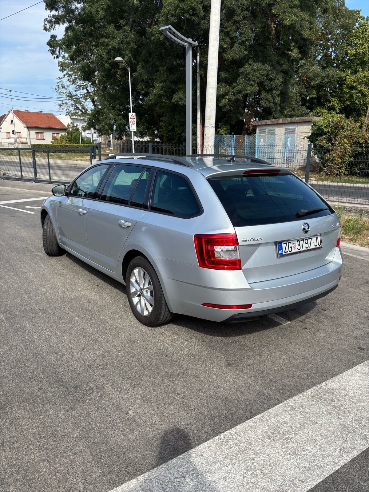 Škoda Octavia Combi 2,0 TDI DSG automatik, fotografija 4