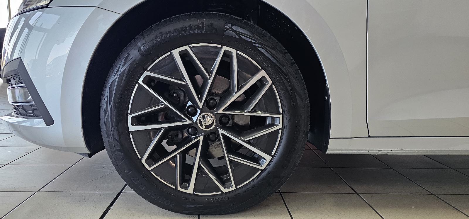 Škoda Octavia Combi 2,0 TDI DSG,EXECUTIVE,LEASING DO 8g.BEZ UČEŠĆA, fotografija 11
