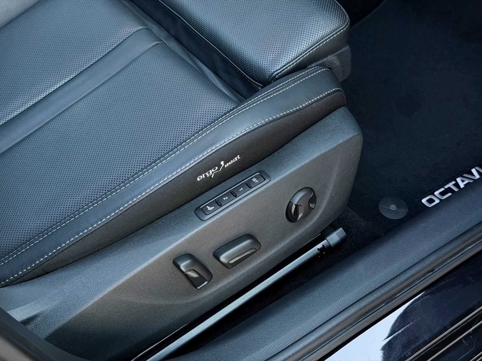 ŠKODA OCTAVIA COMBI 2,0 TDI DSG, FIRST EDITION, PANORAMA,VELIKI SERVIS, fotografija 15