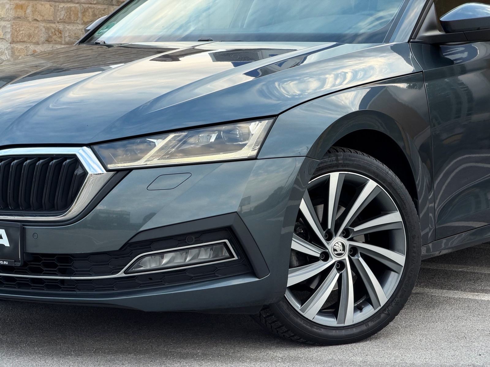 ŠKODA OCTAVIA COMBI 2,0 TDI DSG, FIRST EDITION, fotografija 4