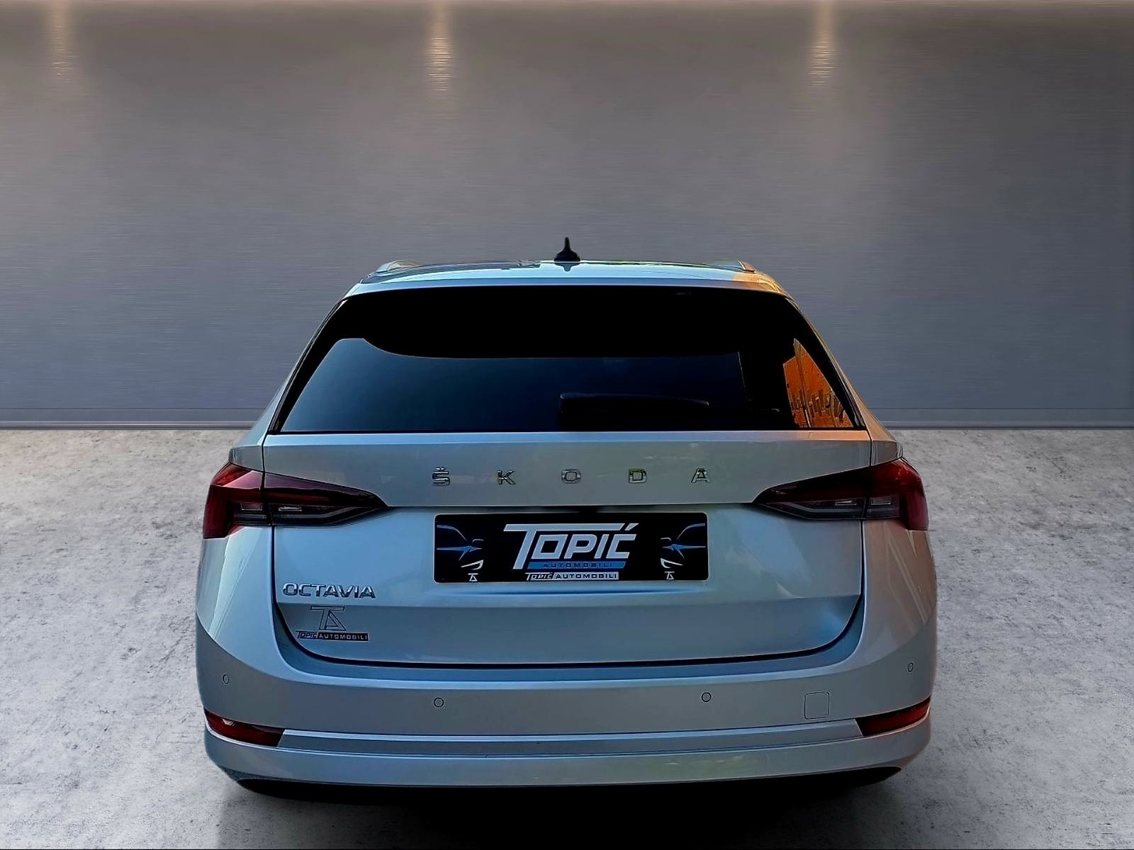 Škoda Octavia Combi 2,0 TDI ***DSG,NAVI,PDC,TEMP,CAMERA***50 000 KM***, fotografija 9