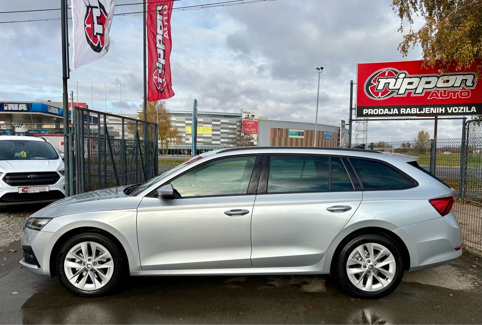 Škoda Octavia Combi 2,0 TDI DSG REG:04/2027 - PDV - LEASING RATA 278€, fotografija 3