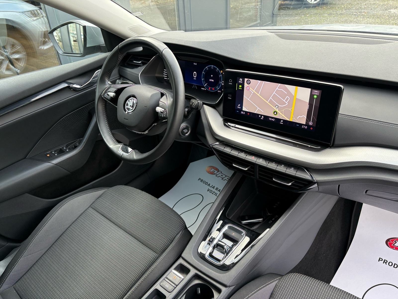 Škoda Octavia Combi 2,0 TDI DSG REG:04/2027 - PDV - LEASING RATA 278€, fotografija 17