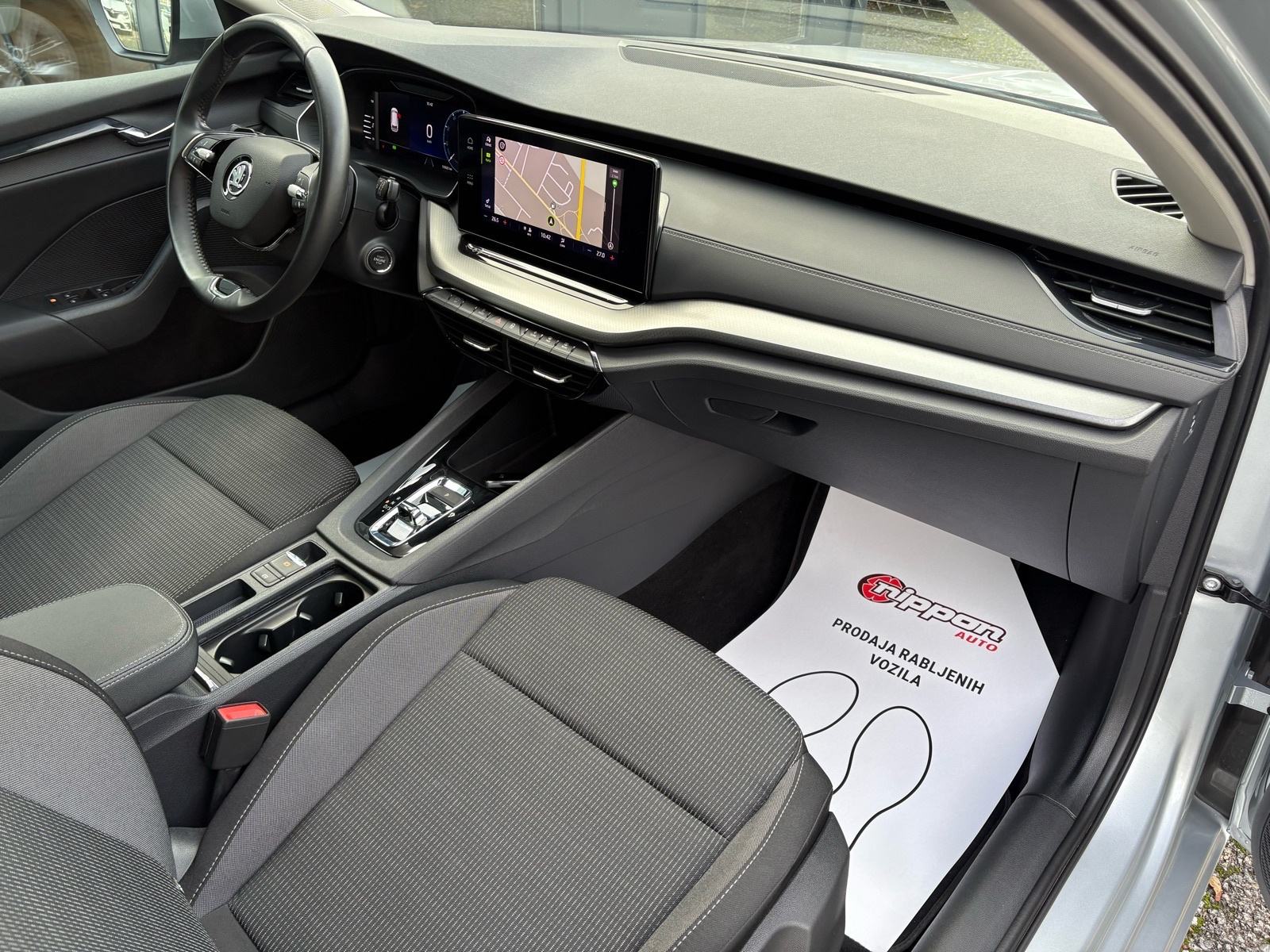 Škoda Octavia Combi 2,0 TDI DSG REG:04/2027 - PDV - LEASING RATA 278€, fotografija 18