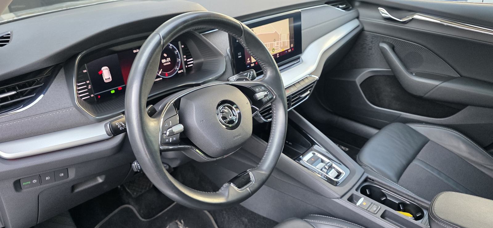 Škoda Octavia Combi 2,0 TDI, 110KW, F1 AUT, VIRTUAL, KAM, PDV.., fotografija 12
