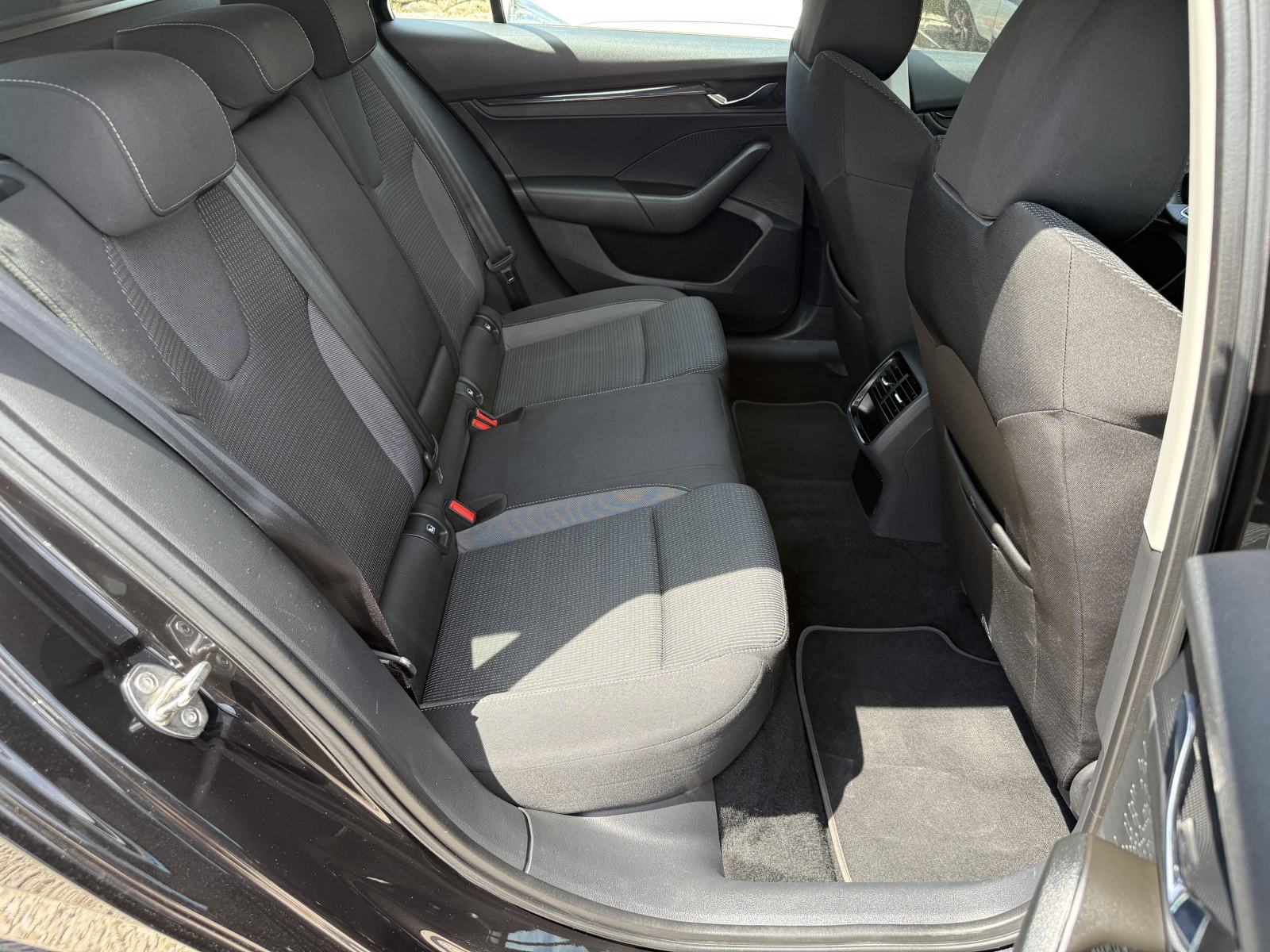 Škoda Octavia 2.0 TDI DSG (150) Ks - 2020. Godina - Ambi - SUSTAV PDV, fotografija 18