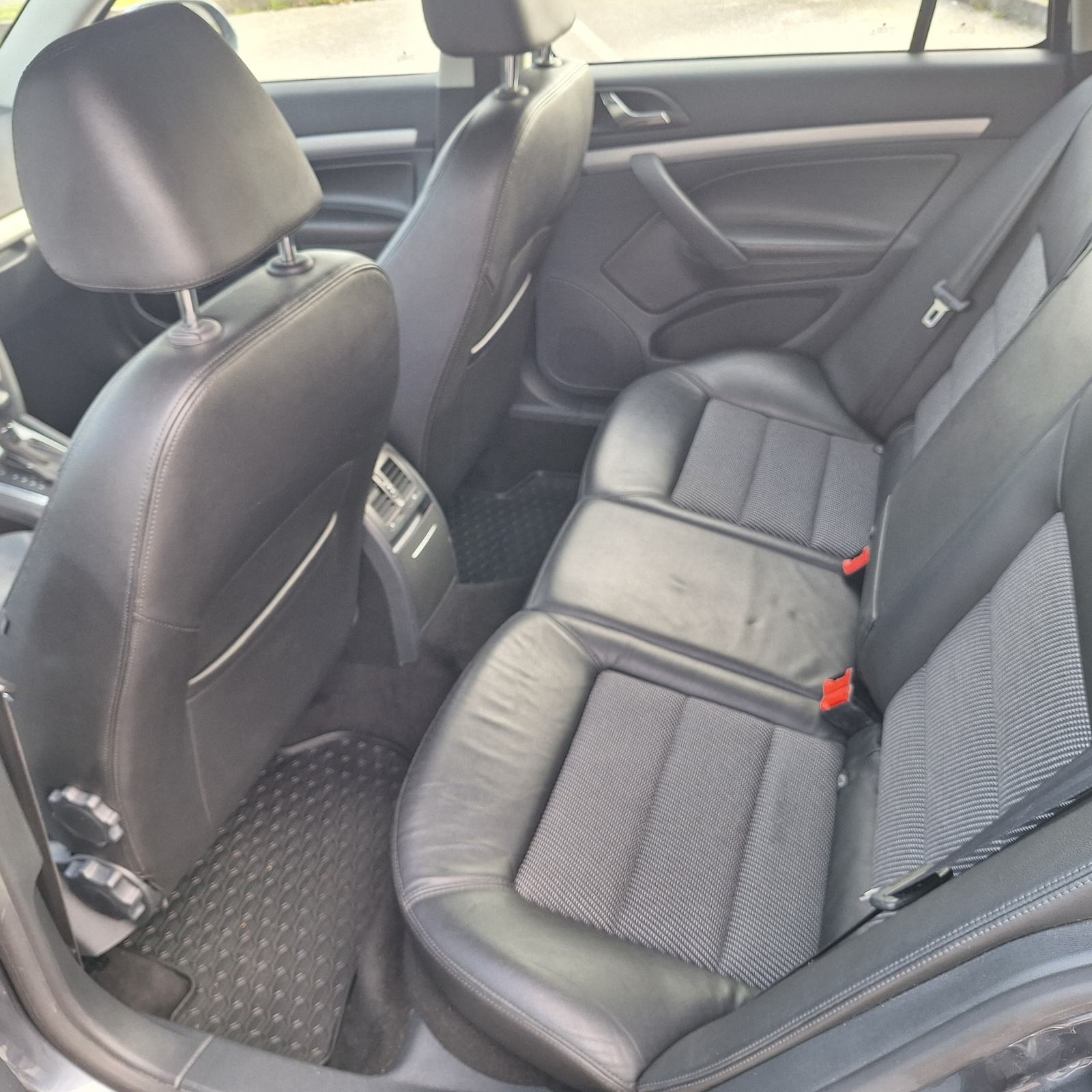 ŠKODA OCTAVIA COMBI 2.0 TDI DSG, fotografija 11