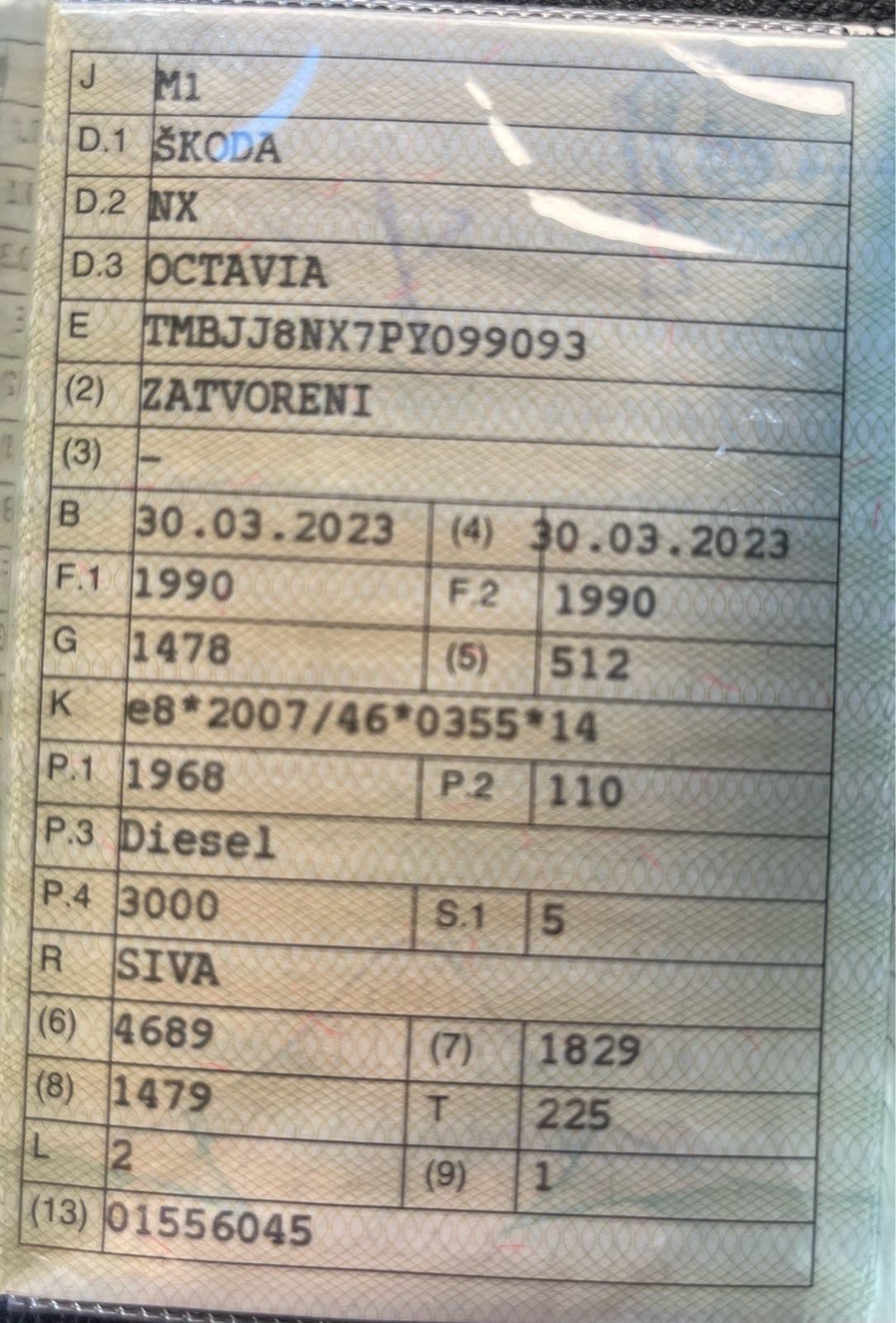 Škoda Octavia Combi 2,0 TDI DSG, fotografija 18