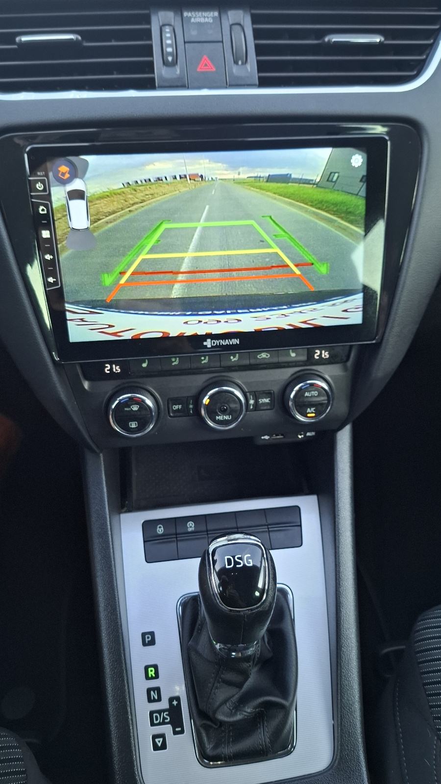 Škoda Octavia Combi 2,0 TDI DSG KAMERA NAVI , ALU 18, fotografija 18