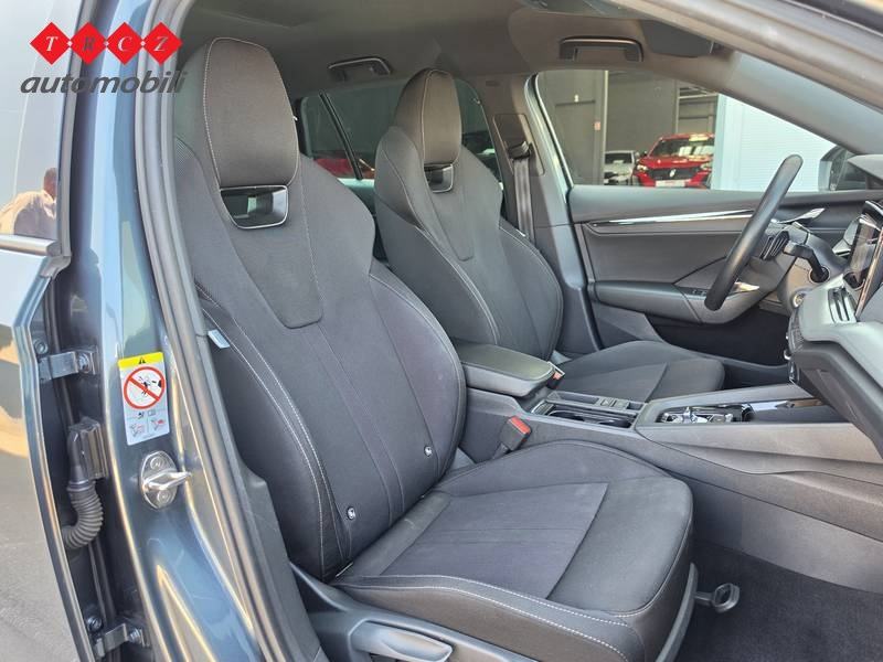 ŠKODA OCTAVIA COMBI 2.0 TDI DSG, fotografija 7