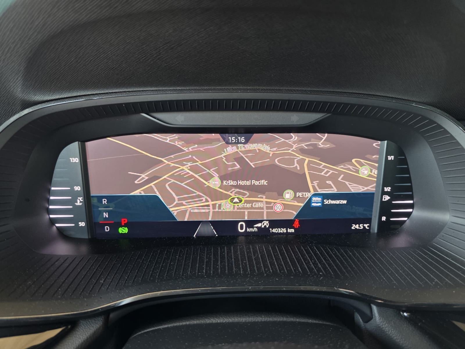 Škoda Octavia Combi 2,0 TDI DSG SPORTLINE, fotografija 14