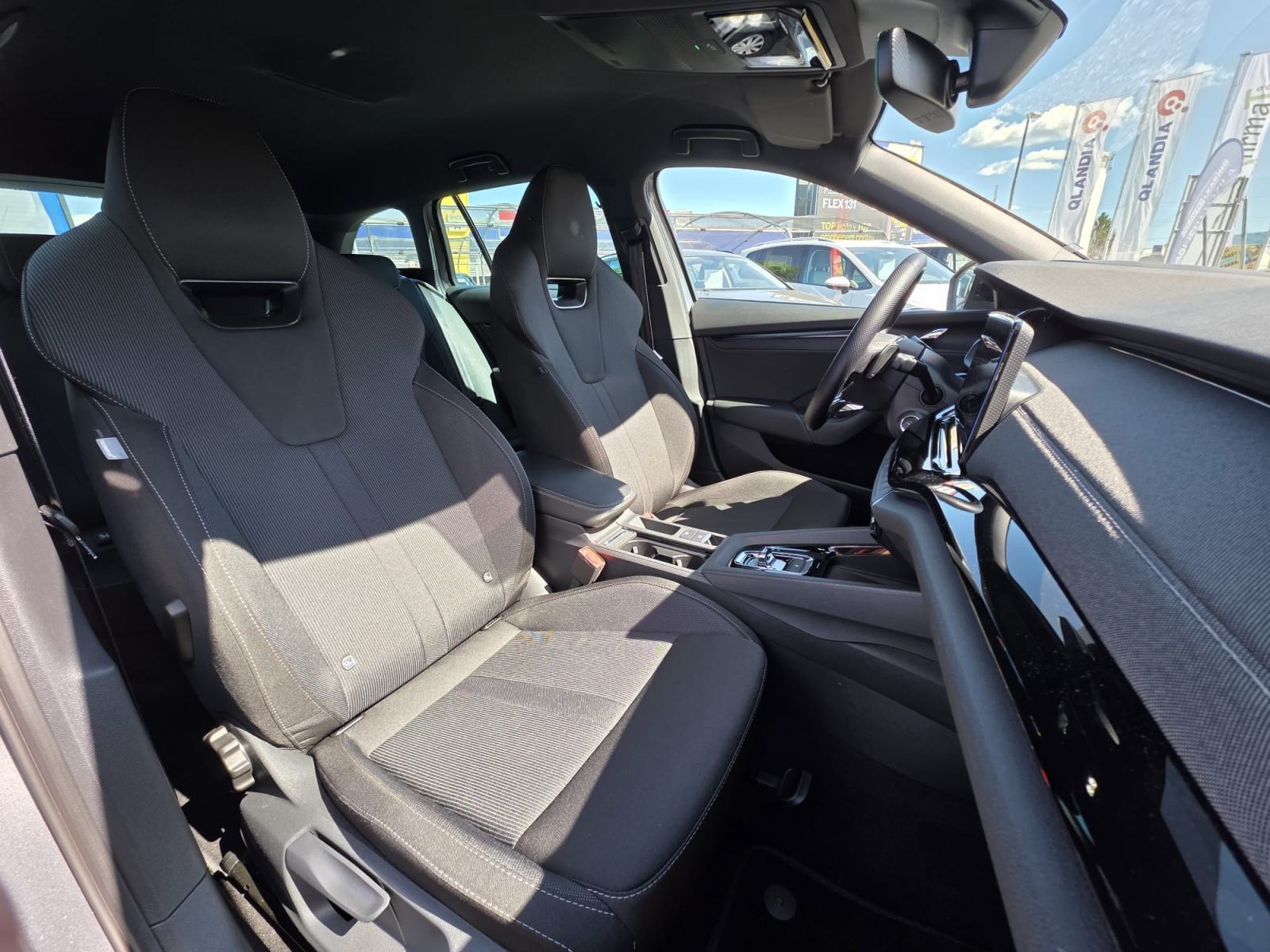 Škoda Octavia Combi 2,0 TDI DSG SPORTLINE, fotografija 10