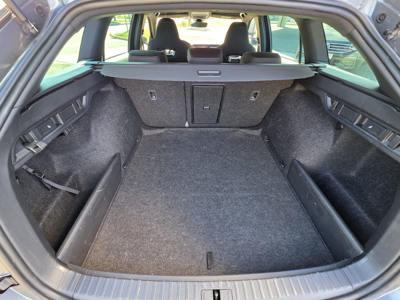 Škoda Octavia Combi 2,0 TDI DSG SPORTLINE, fotografija 13