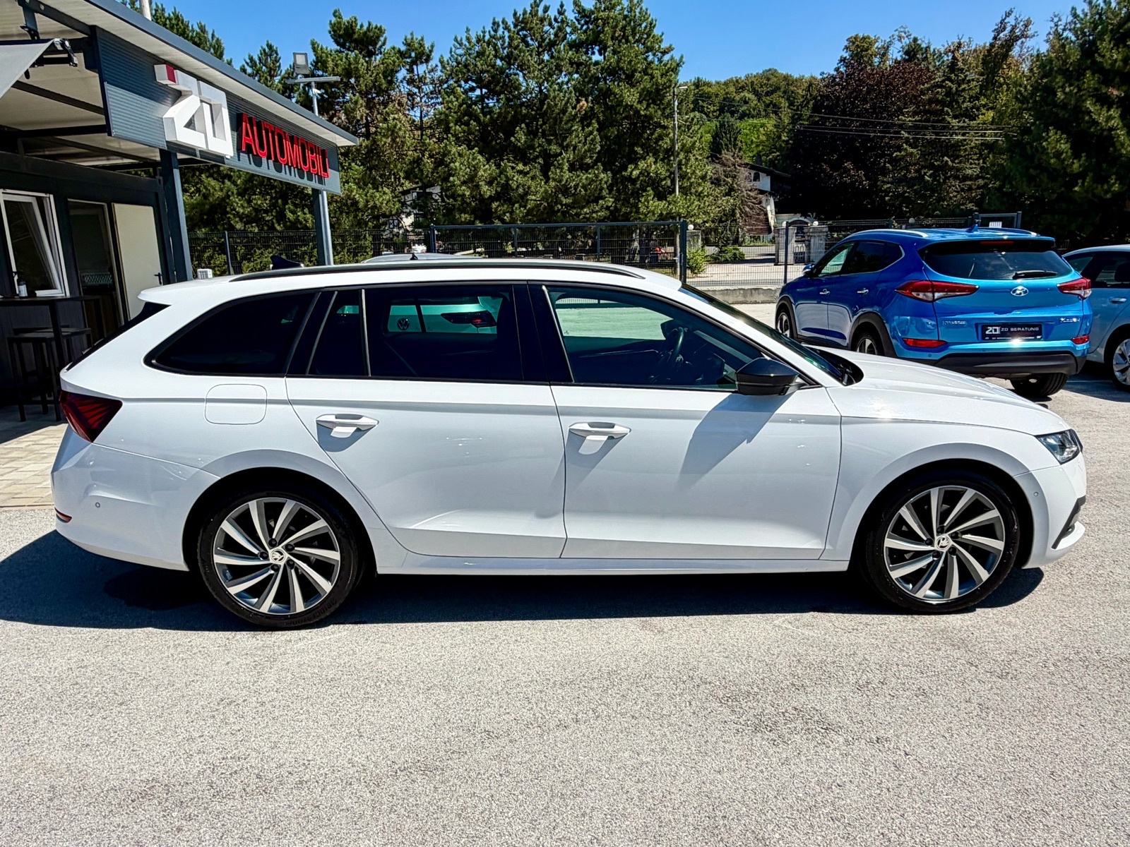 Škoda Octavia Combi 2,0 TDI *DSG* *Sportline* *TOP OPREMA!* Servisna, fotografija 4