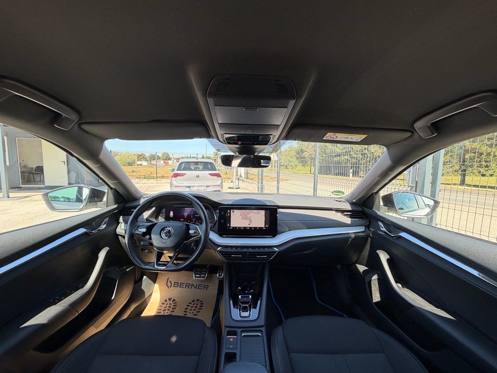 Škoda Octavia Combi 2,0 TDI *DSG* *Sportline* *TOP OPREMA!* Servisna, fotografija 18