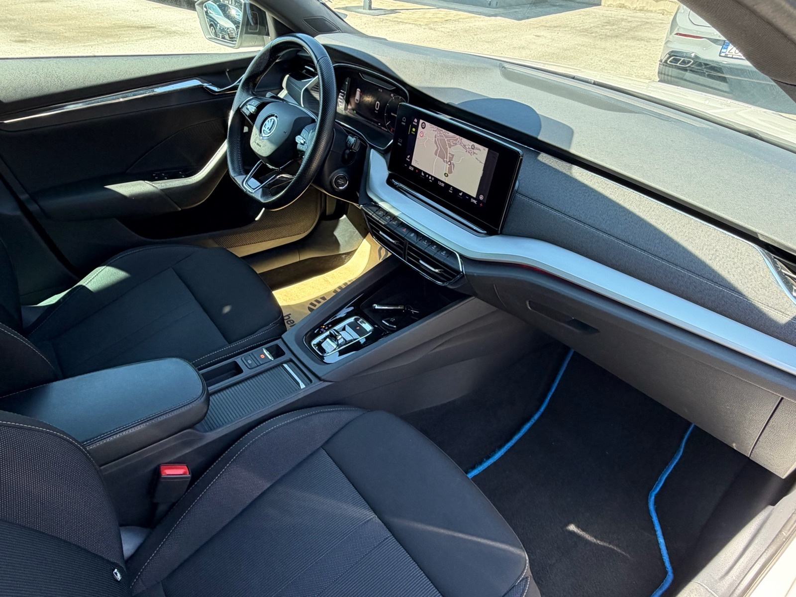 Škoda Octavia Combi 2,0 TDI *DSG* *Sportline* *TOP OPREMA!* Servisna, fotografija 19