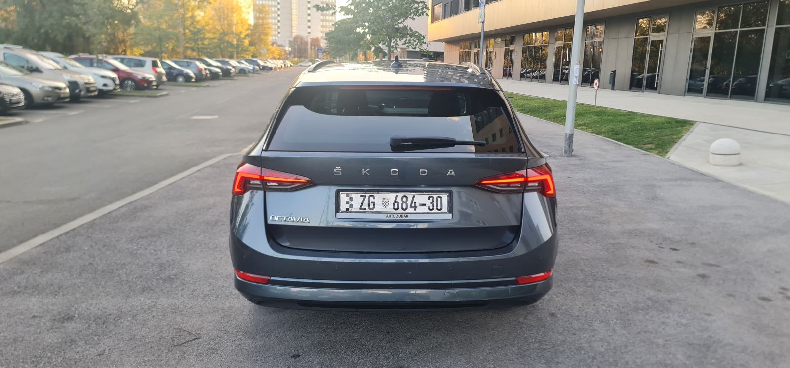Škoda Octavia Combi 2,0 TDI DSG Style, 2020., 173.200 km, HR auto, fotografija 7