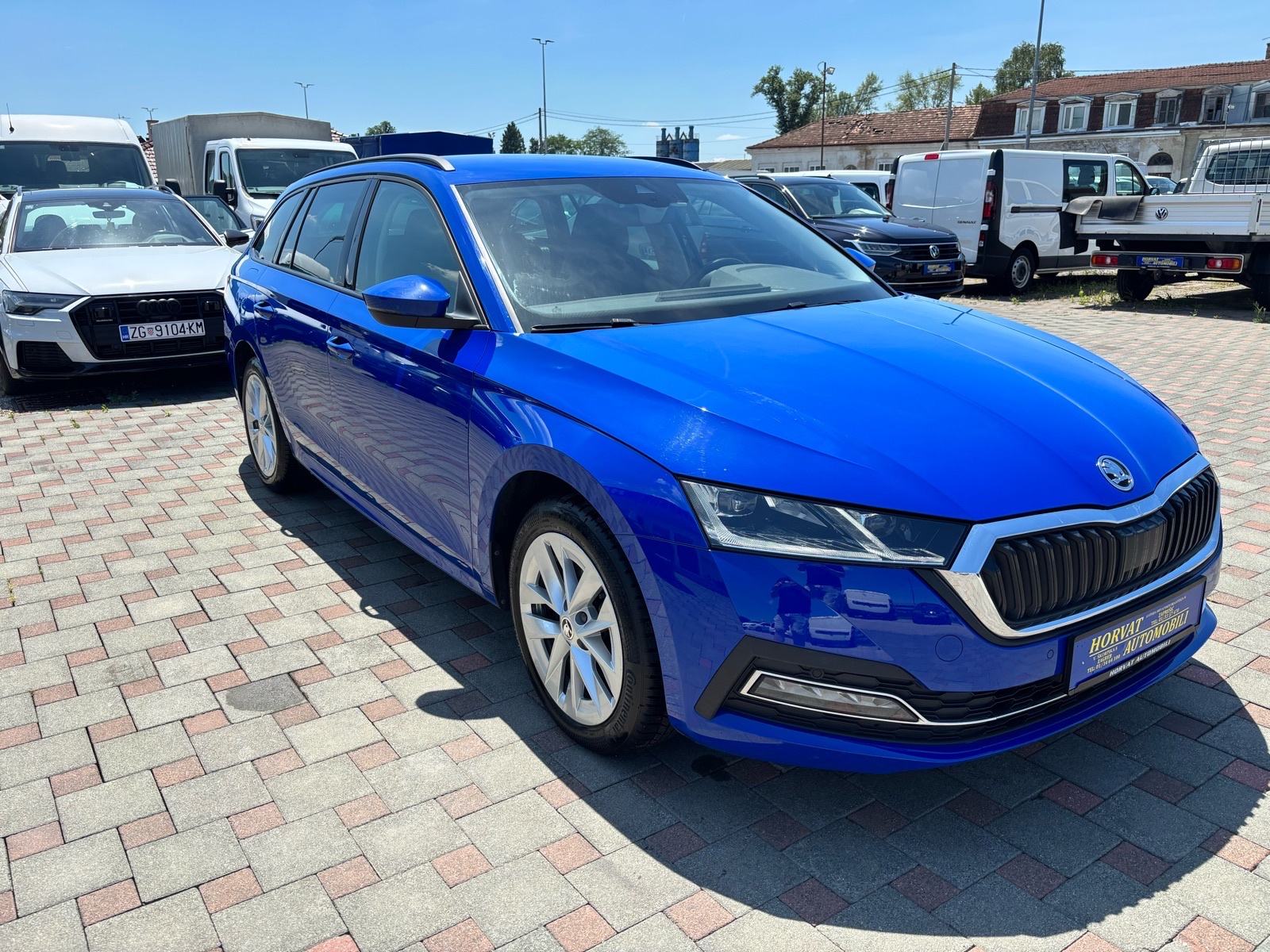 Škoda Octavia Combi 2,0 TDI;DSG;Style;HR;PDV;Navi;Led;Pdc;Tempo, fotografija 3