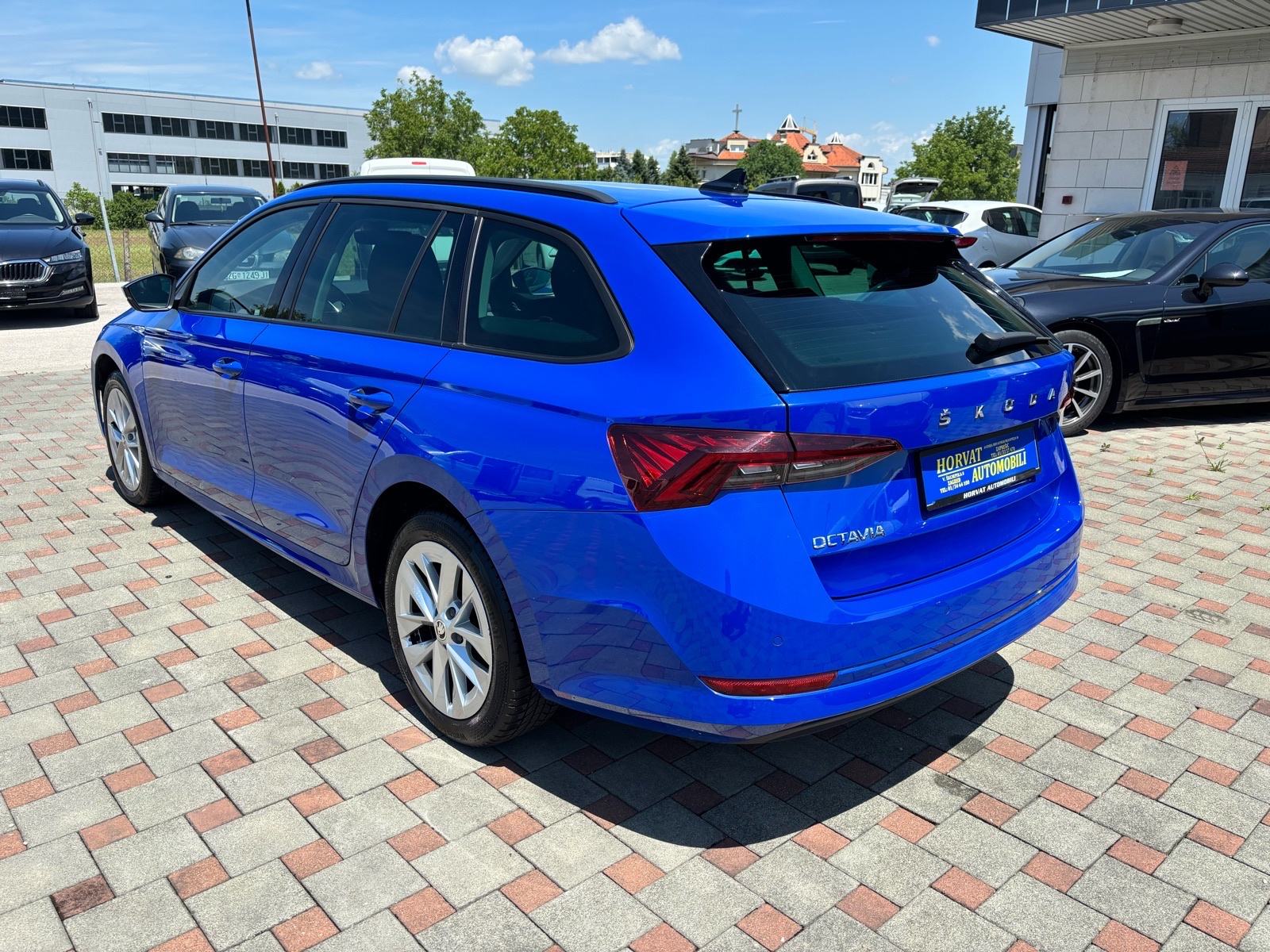 Škoda Octavia Combi 2,0 TDI;DSG;Style;HR;PDV;Navi;Led;Pdc;Tempo, fotografija 7