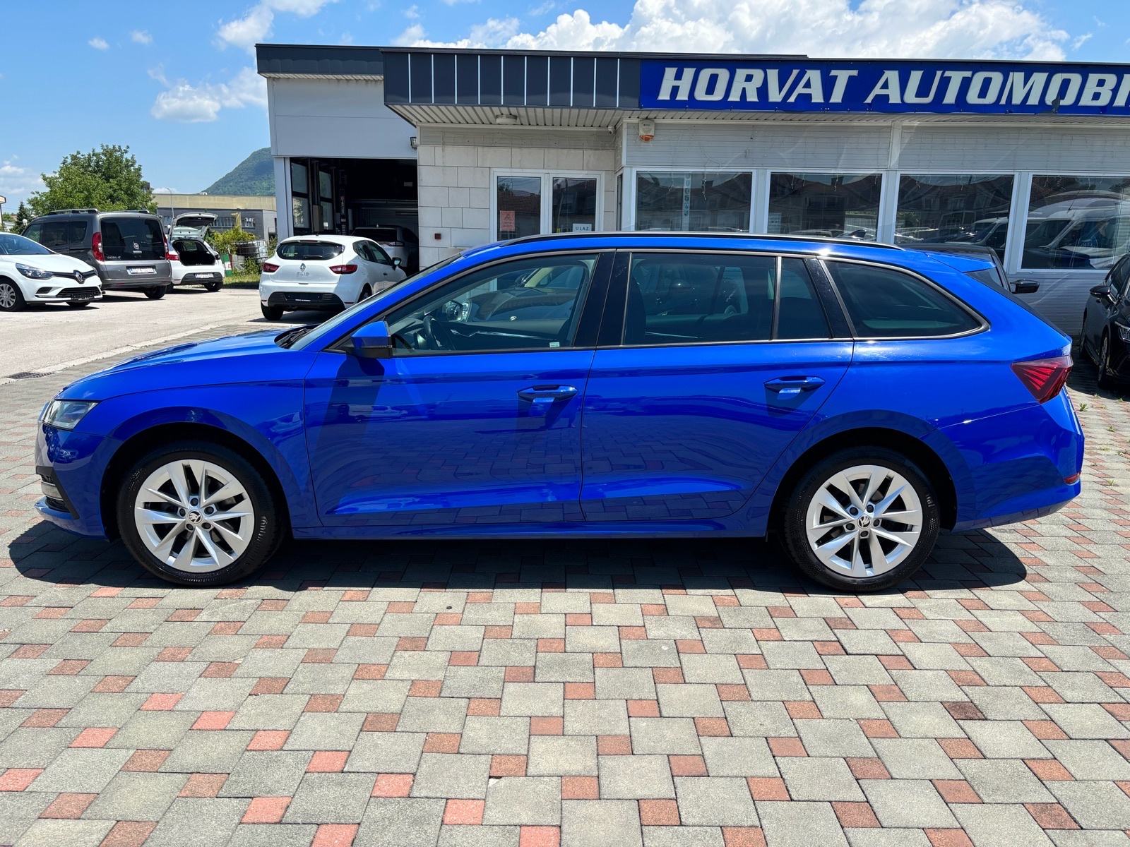 Škoda Octavia Combi 2,0 TDI;DSG;Style;HR;PDV;Navi;Led;Pdc;Tempo, fotografija 8