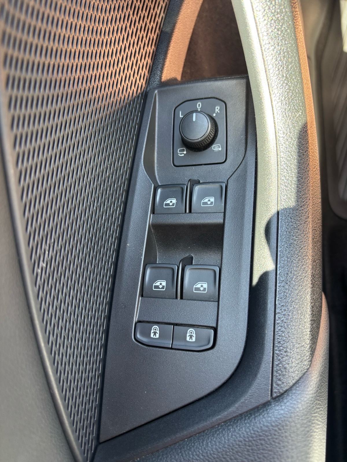 Škoda Octavia Combi 2,0 TDI;DSG;Style;HR;PDV;Navi;Led;Pdc;Tempo, fotografija 20