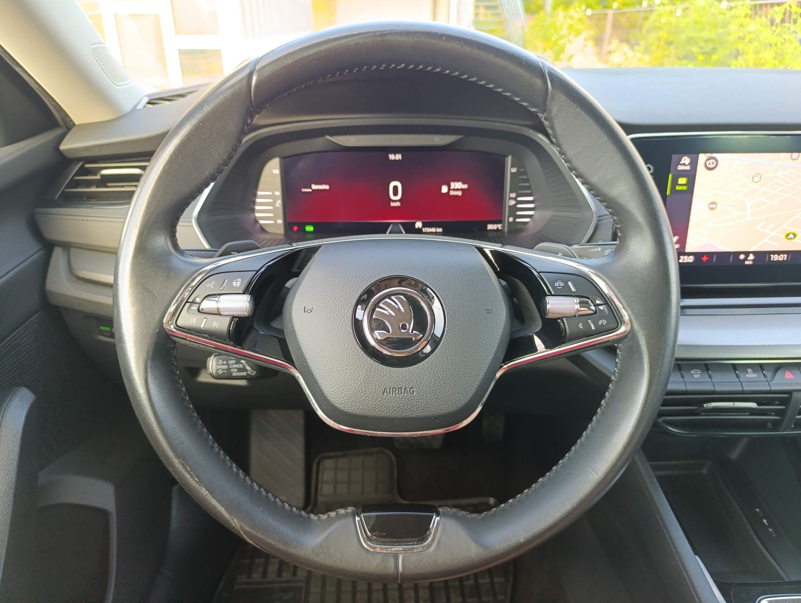 Škoda Octavia Combi 2,0 TDI DSG Virtual Navi Kamera Reg.07/2027, fotografija 8
