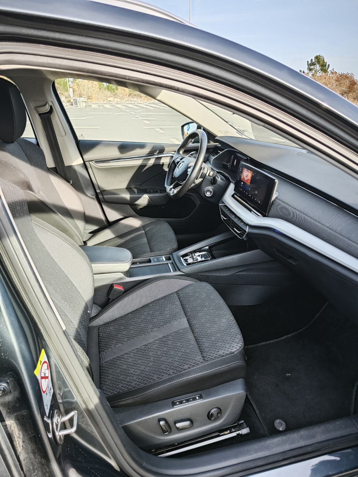 Škoda Octavia Combi 2,0 TDI First Edition, fotografija 20