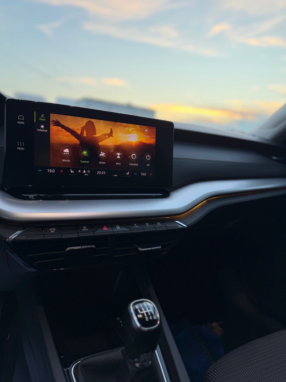 Škoda Octavia Combi 2,0 TDI|Jamstvo|Ambient Lig.|Alu|Grij. sjedala, fotografija 18
