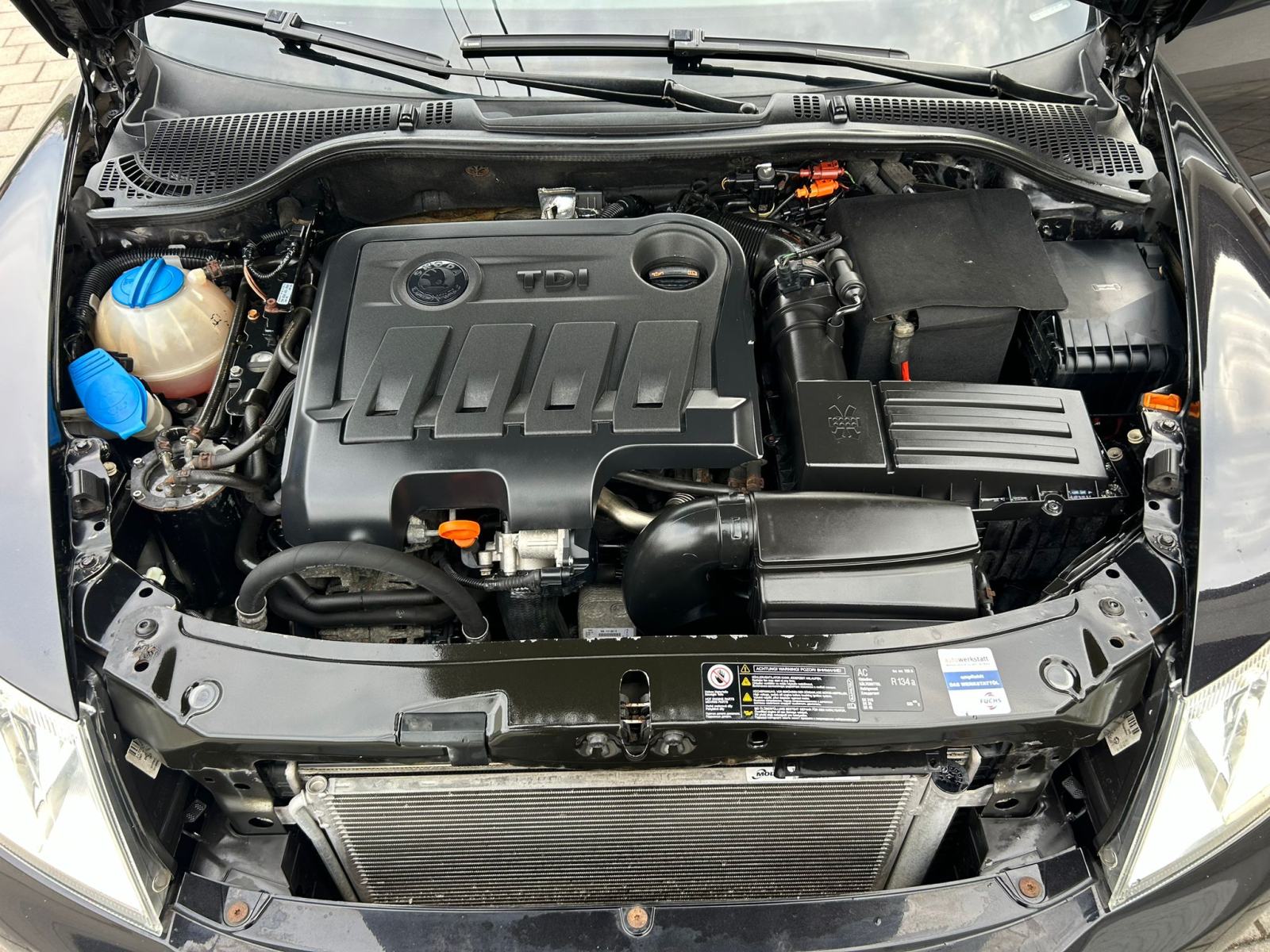 ŠKODA OCTAVIA COMBI 2,0 TDI •• KAO NOVA, FULL OPREMA, NAVIGACIJA ••, fotografija 20