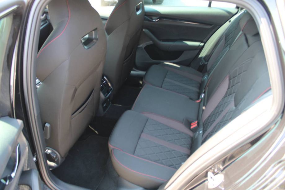 Škoda Octavia Combi 2,0 TDI LEASING BEZ UČEŠĆA I BEZ JAMACA, fotografija 6