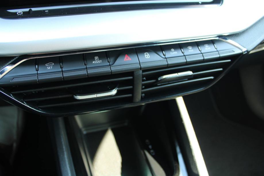 Škoda Octavia Combi 2,0 TDI LEASING BEZ UČEŠĆA I BEZ JAMACA, fotografija 14