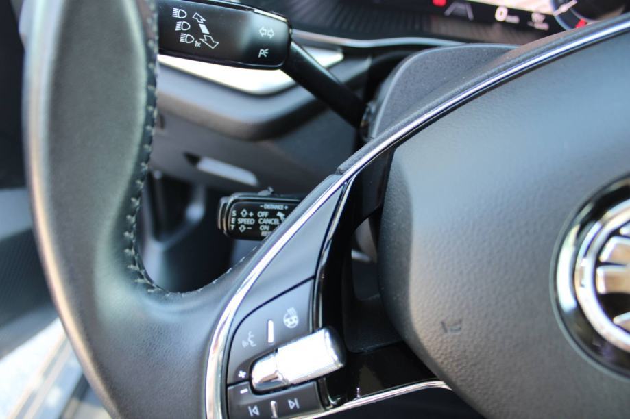 Škoda Octavia Combi 2,0 TDI LEASING BEZ UČEŠĆA I BEZ JAMACA, fotografija 12