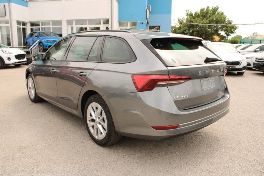 Škoda Octavia Combi 2,0 TDI LEASING BEZ UČEŠĆA I BEZ JAMACA, fotografija 4