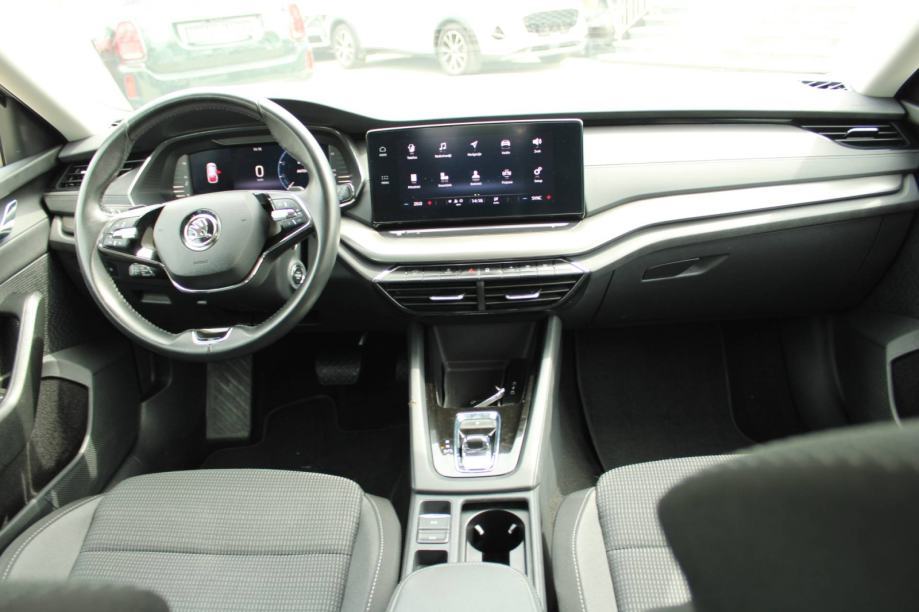 Škoda Octavia Combi 2,0 TDI LEASING BEZ UČEŠĆA I BEZ JAMACA, fotografija 8