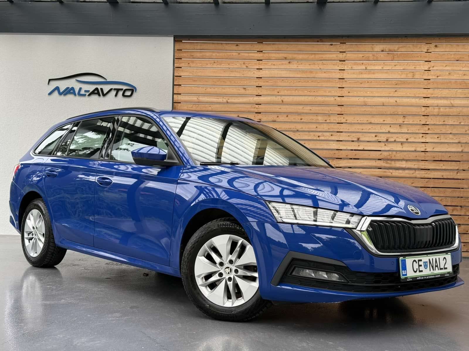 Škoda Octavia Combi 2,0 TDI LED-VIRTUAL-ACC-LANE ASSIST-TEMPOMAT, fotografija 3