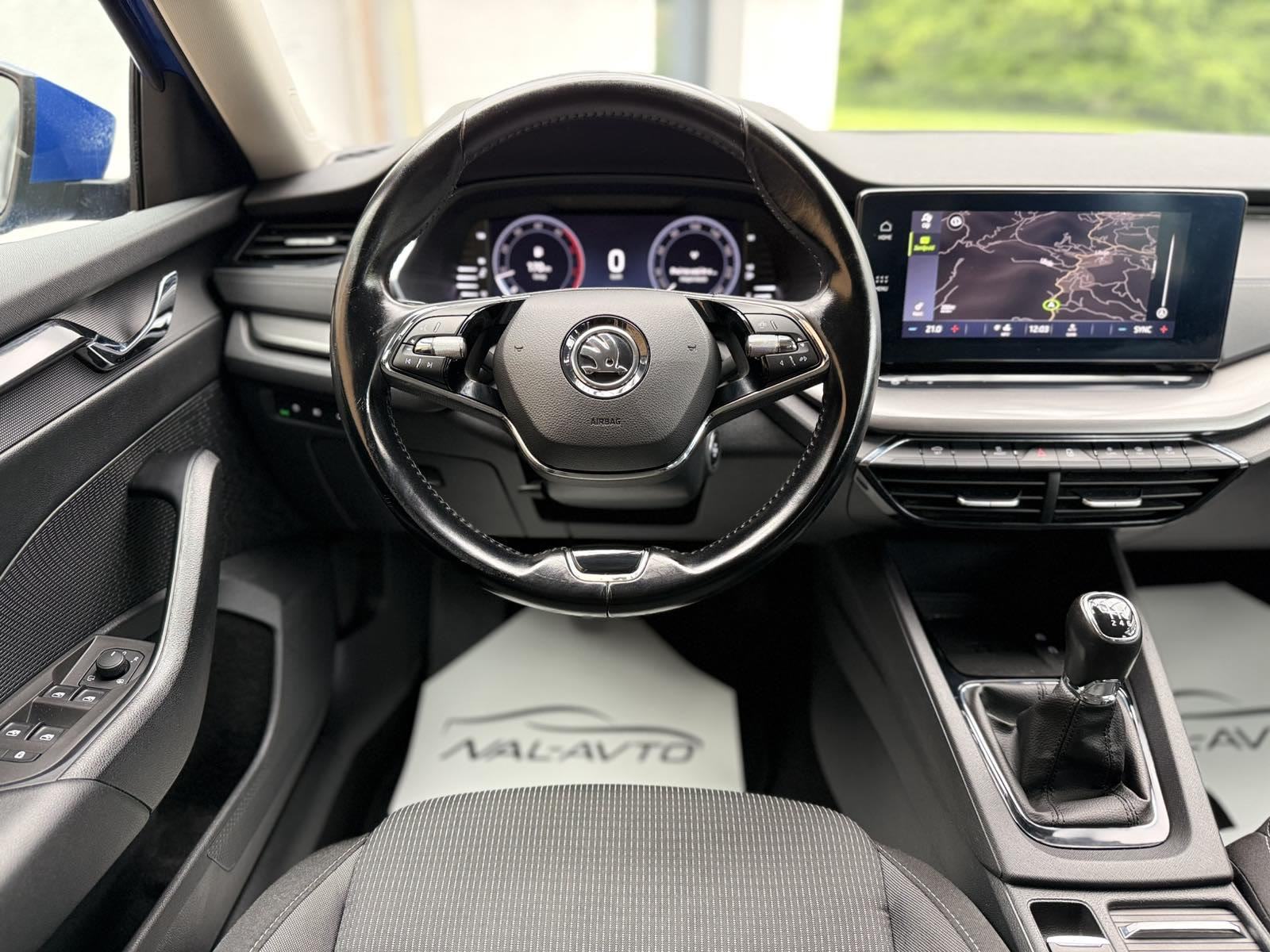 Škoda Octavia Combi 2,0 TDI LED-VIRTUAL-ACC-LANE ASSIST-TEMPOMAT, fotografija 9