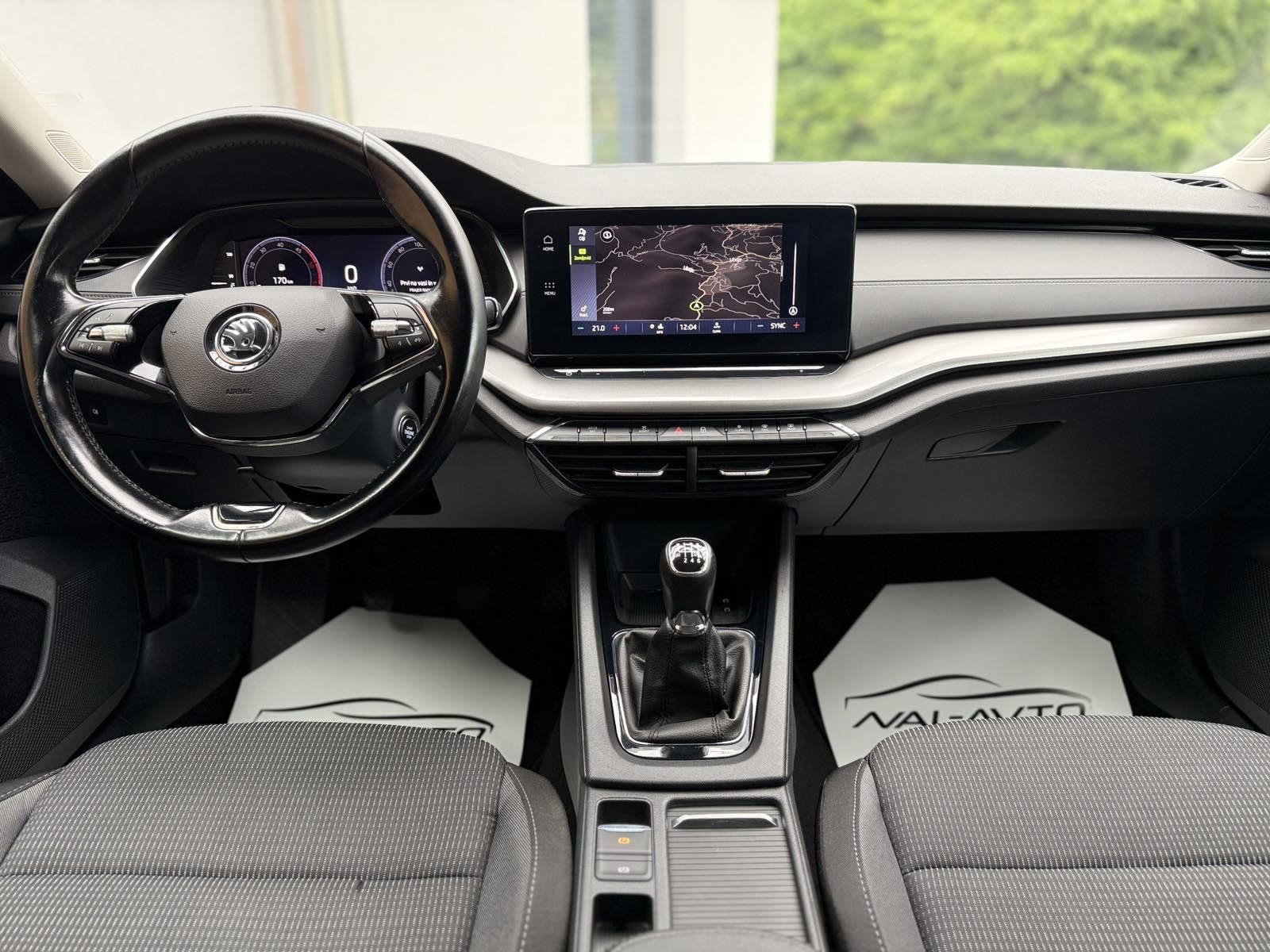Škoda Octavia Combi 2,0 TDI LED-VIRTUAL-ACC-LANE ASSIST-TEMPOMAT, fotografija 8