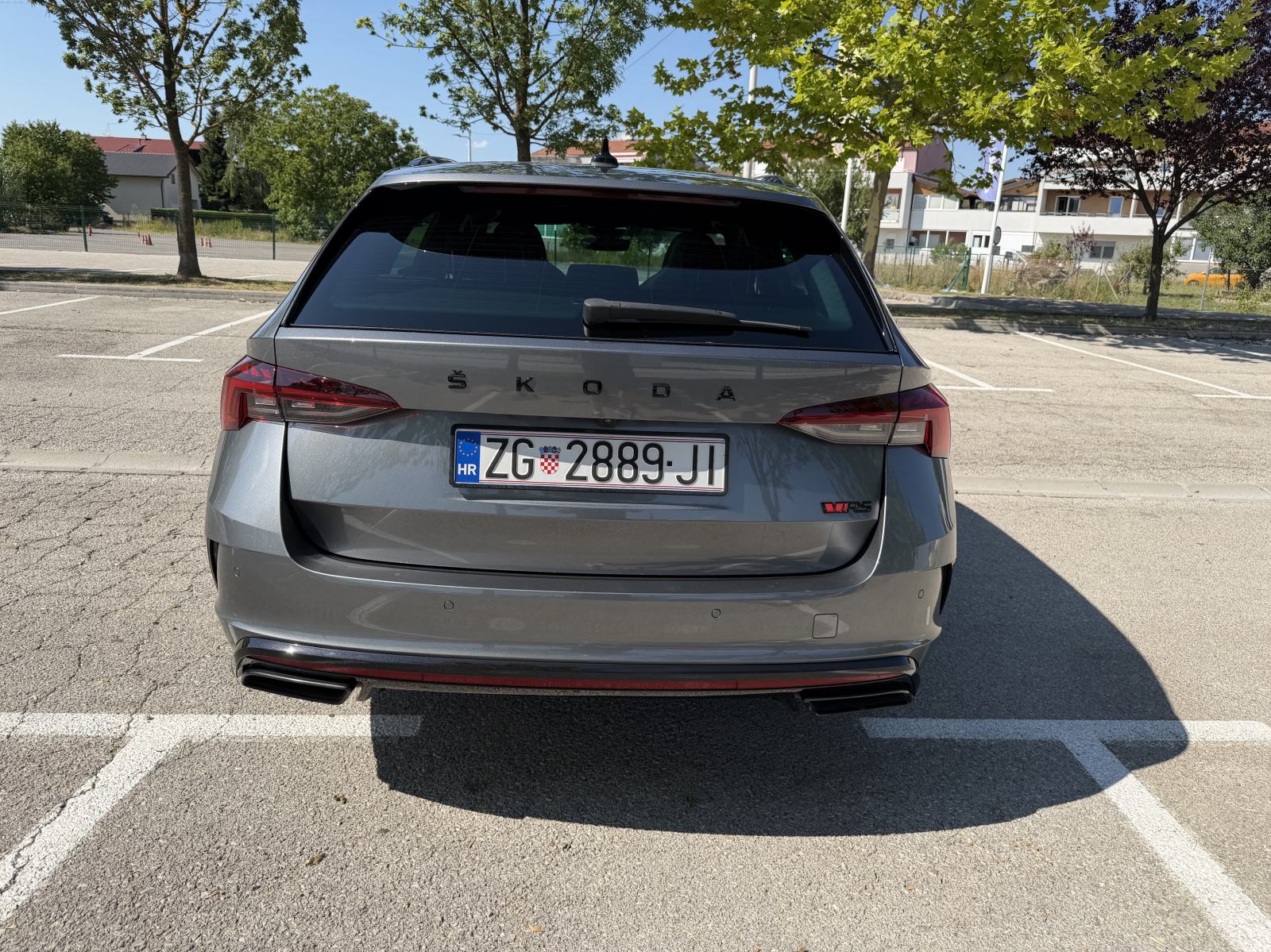 Škoda Octavia RS Combi 2,0 TDI - 1. vlasnik, nije uvoz, fotografija 5