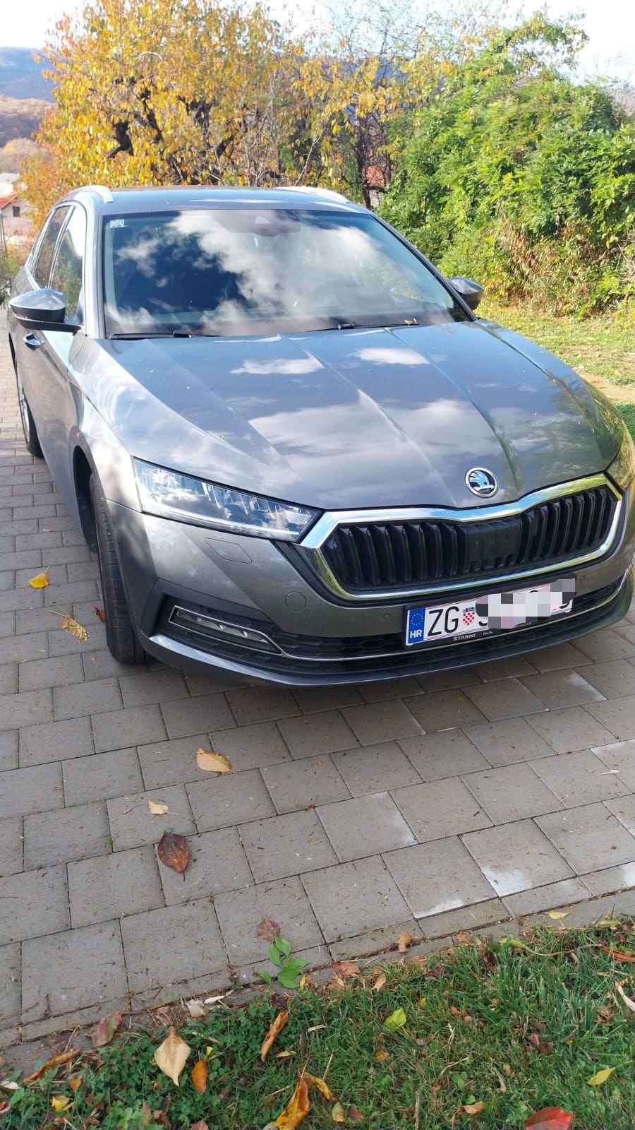 Škoda Octavia Combi 2,0 TDI, fotografija 3