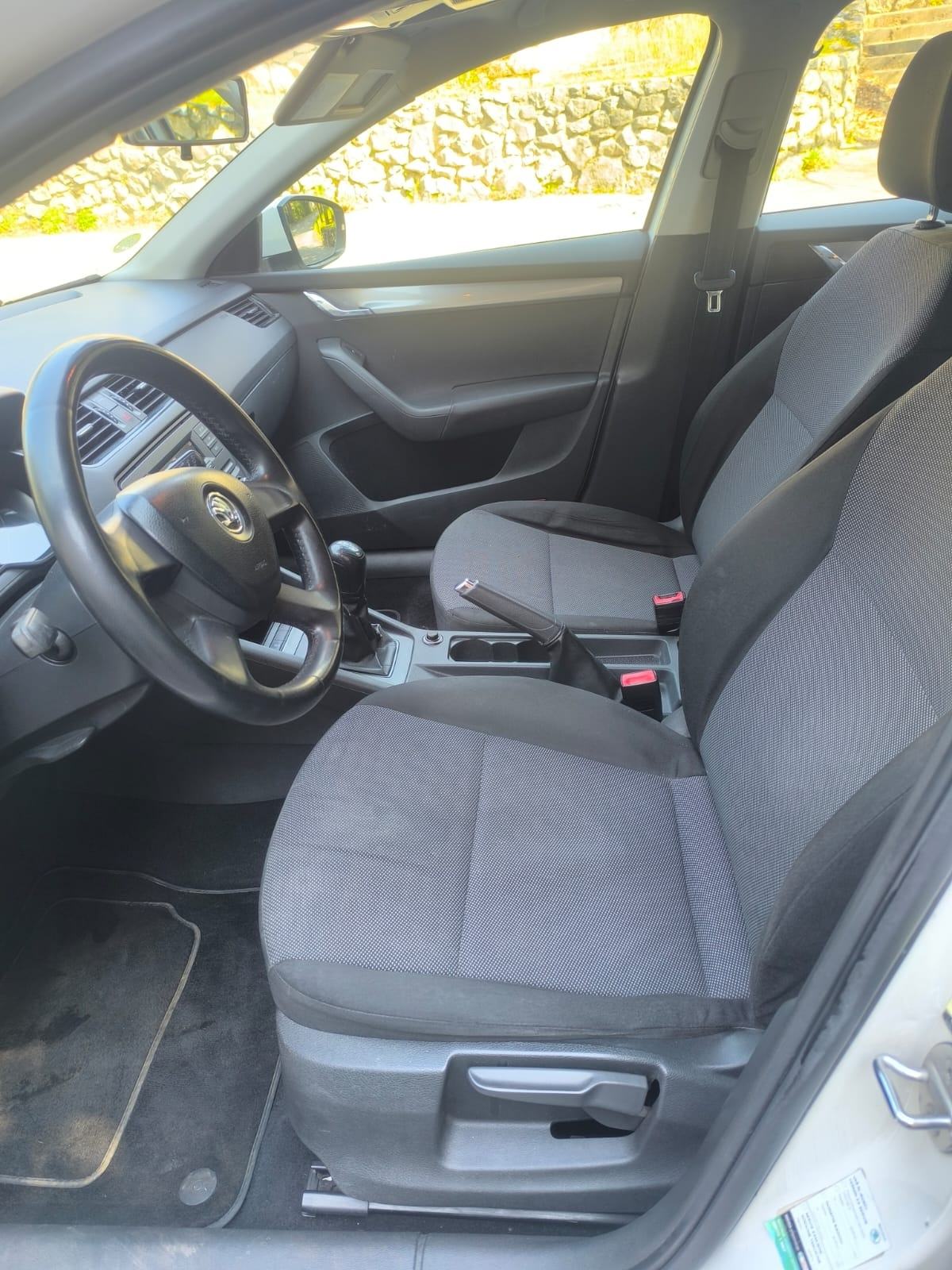 Škoda Octavia Combi 1,6 TDI, fotografija 11