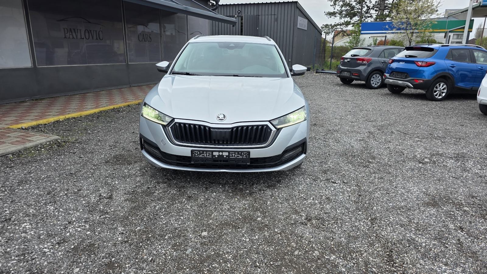 Škoda Octavia Combi 2,0 TDI LED, fotografija 7