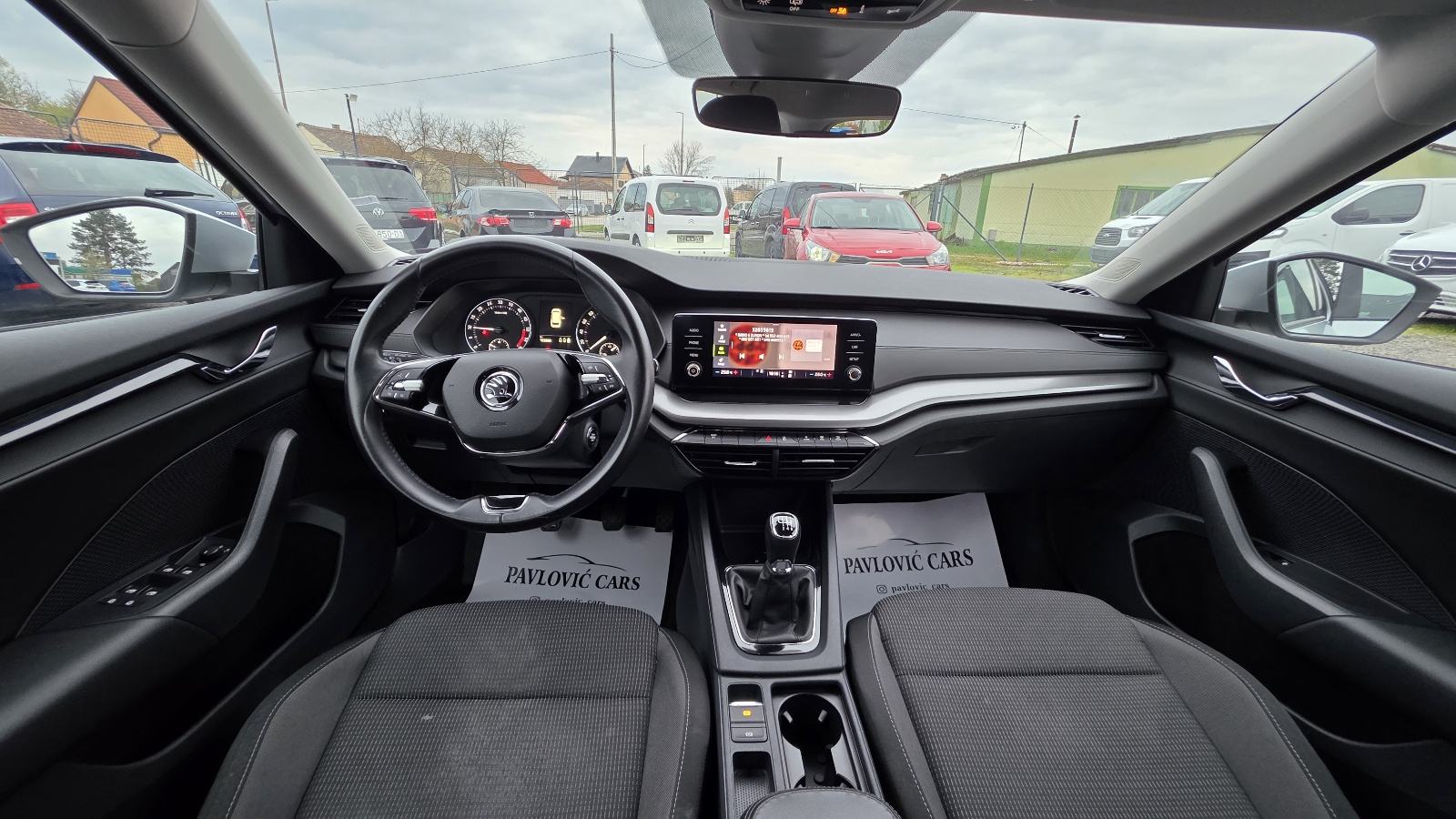 Škoda Octavia Combi 2,0 TDI LED, fotografija 9
