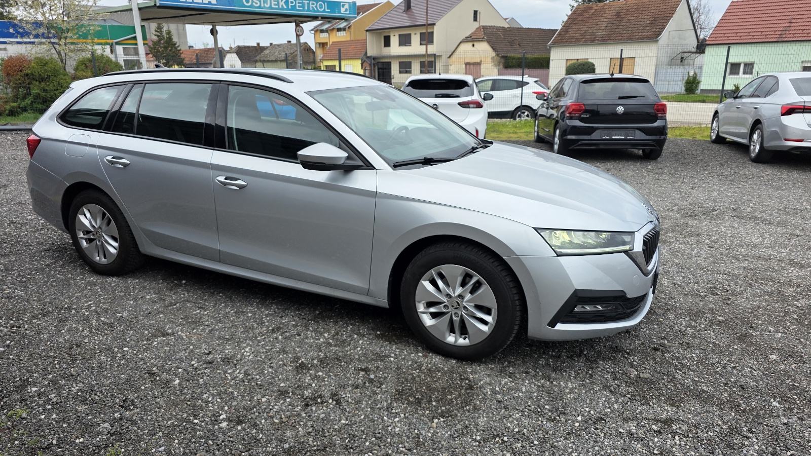 Škoda Octavia Combi 2,0 TDI LED, fotografija 6