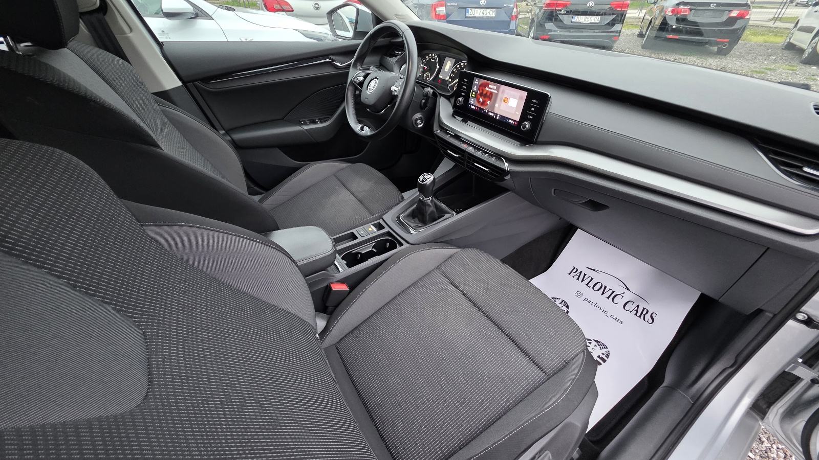 Škoda Octavia Combi 2,0 TDI LED, fotografija 13