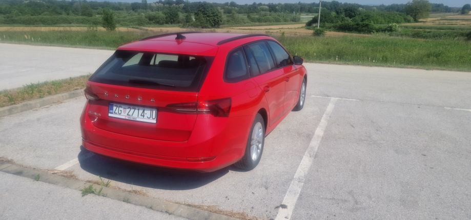 Škoda Octavia Combi 2,0 TDI, fotografija 15