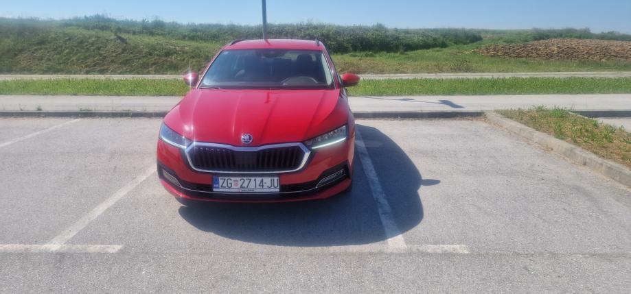 Škoda Octavia Combi 2,0 TDI, fotografija 7
