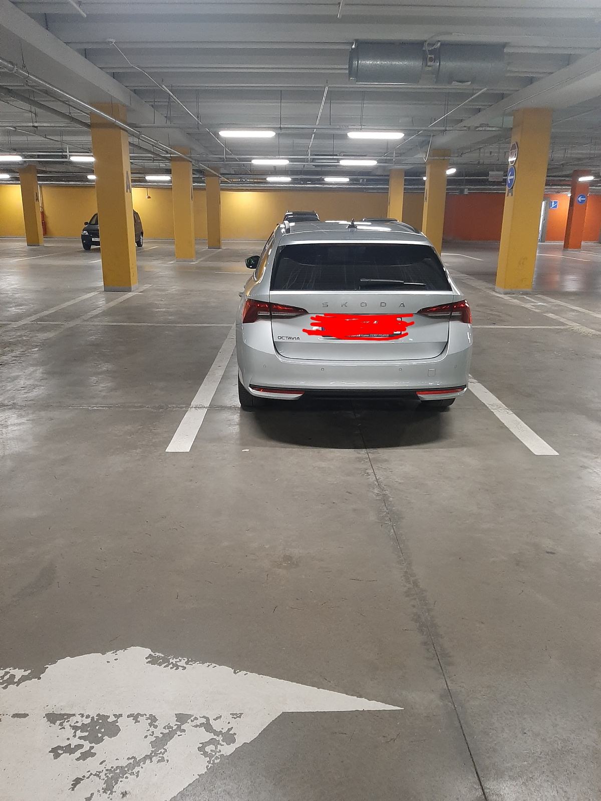 Škoda Octavia Combi 2,0 TDI, fotografija 2