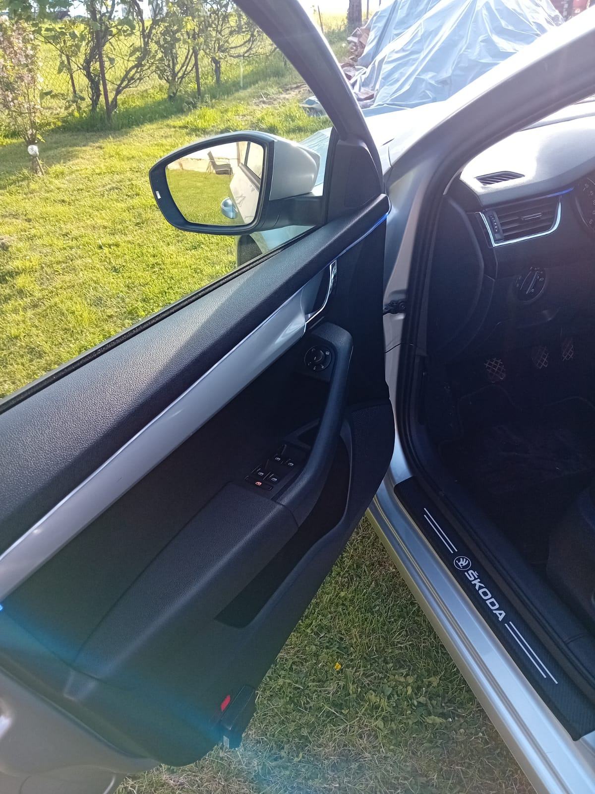 Škoda Octavia Combi 2,0 TDI, fotografija 5
