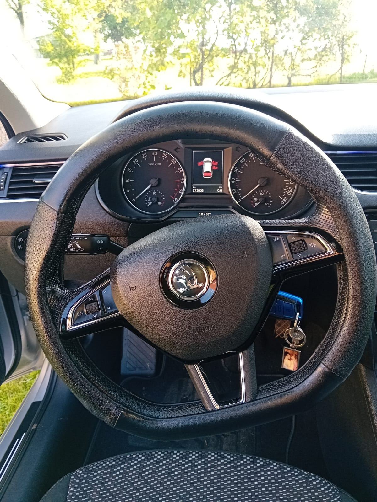 Škoda Octavia Combi 2,0 TDI, fotografija 13