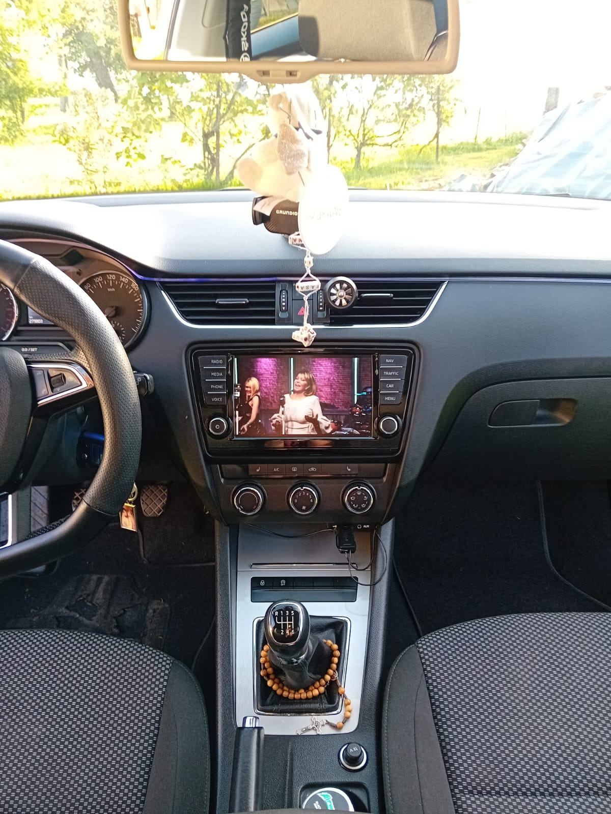 Škoda Octavia Combi 2,0 TDI, fotografija 12